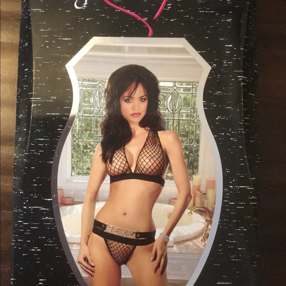 Fence net halter top and g-string - Picture 1 of 2